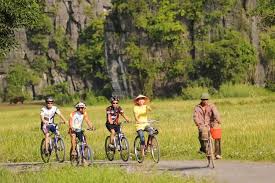 Tour by Bicycle from Sapa to Ha Giang and Halong 15 Days